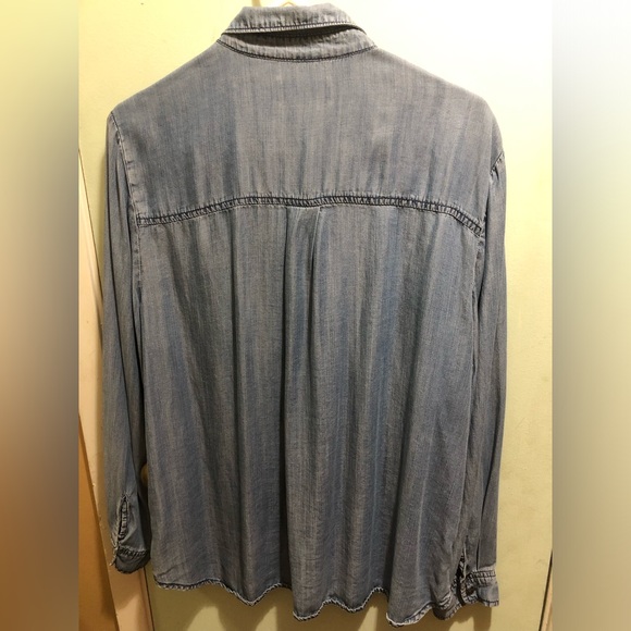 Jordache Vintage Blue Shirt with embroidery - Picture 2 of 4